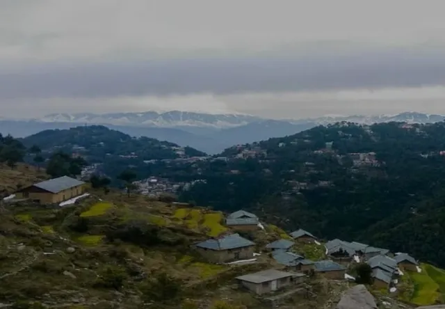 Ganji Pahari trekking camping Dalhousie