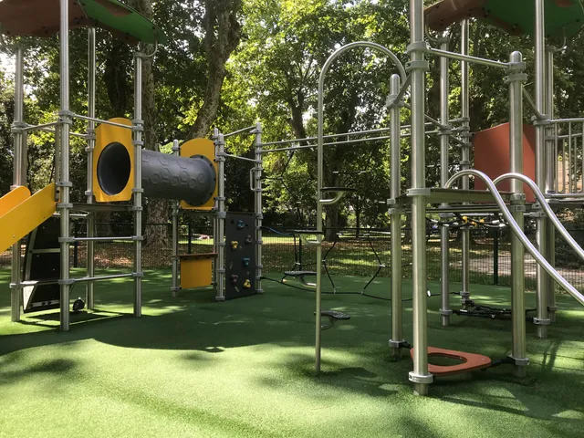 Dames de la Foi Garden