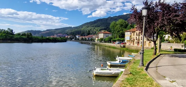 Paseo de la Ría del Asón de Limpias