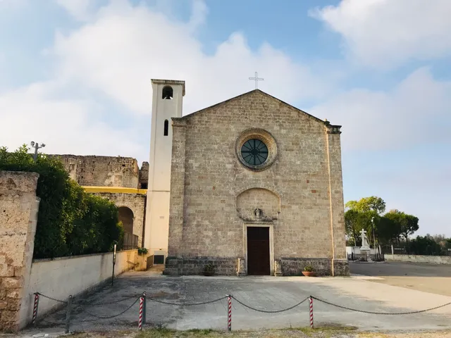 Santuario Santa Maria Della Grottella