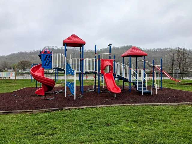 Roadside Park Port Of St. Albans