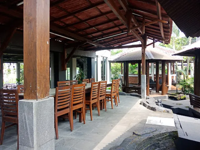 Mr. Blangkon Garden Resto