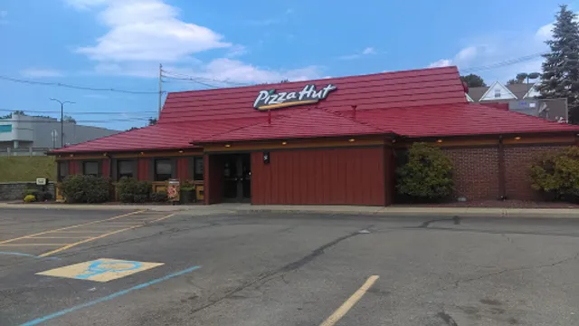 Pizza Hut