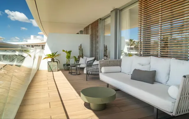 G&G Italia Designer Furniture