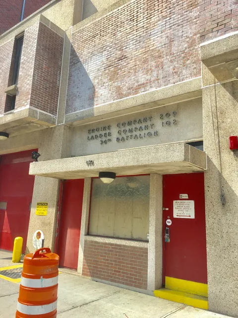 FDNY Ladder 102