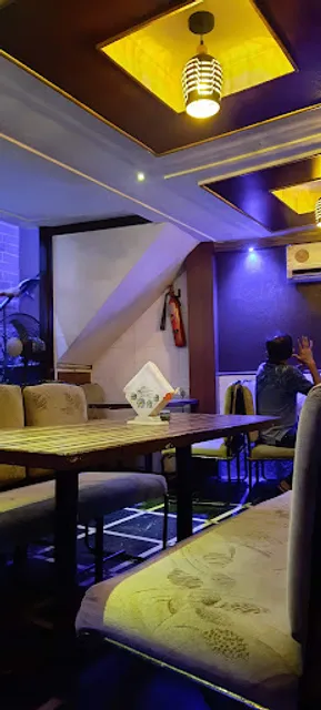 Alfred Restaurant And Bar