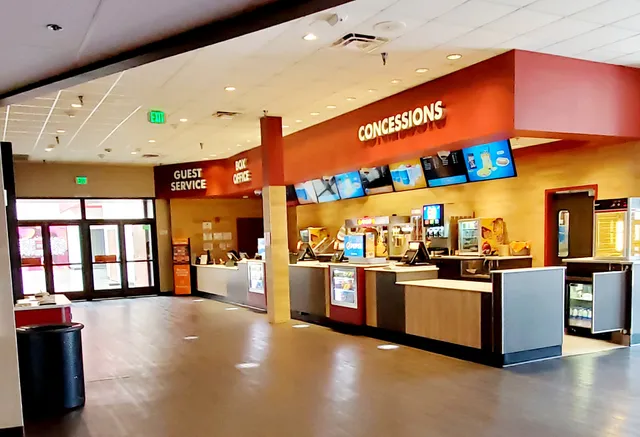 Regal Santa Fe Place