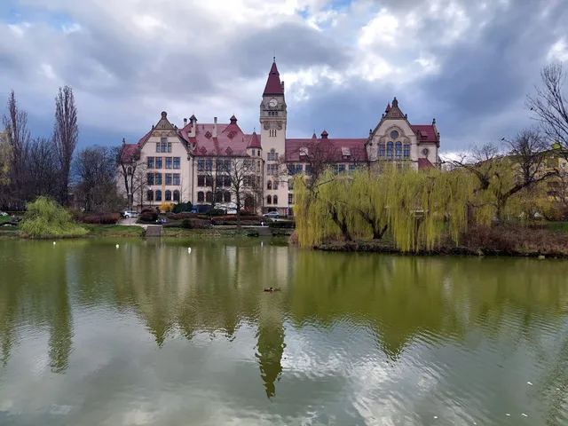 Stanisław Tołpa Park