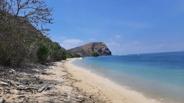 Pantai Rako