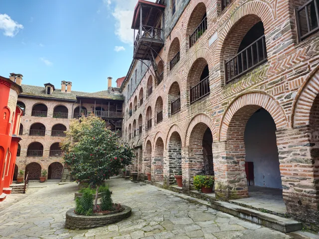 Ιερά Μονή Κουτλουμουσίου