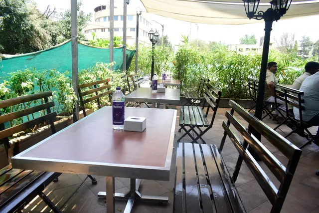 Giridhar Veg Restaurant Baner