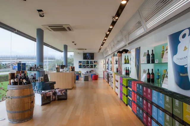 Umani Ronchi Wine Shop