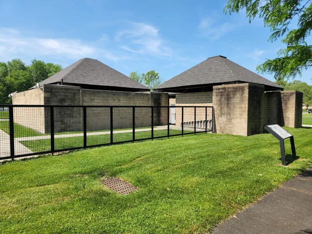 Trenton Bath House By Louis Kahn