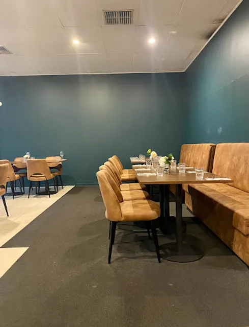 Bombay Vintage Brighton