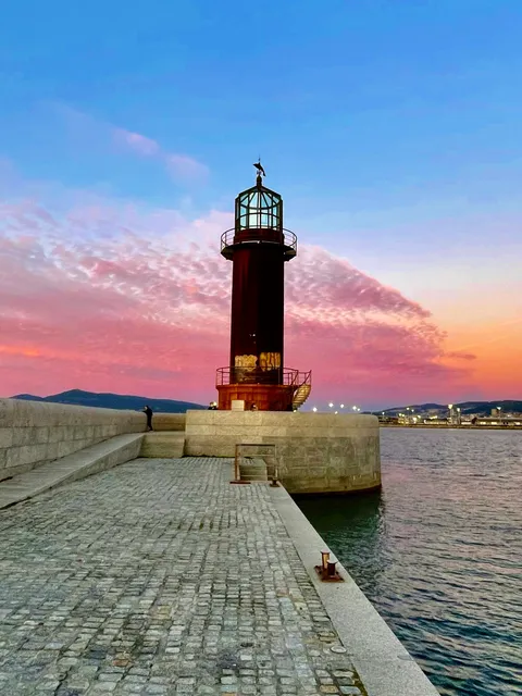 Faro del Museo del Mar