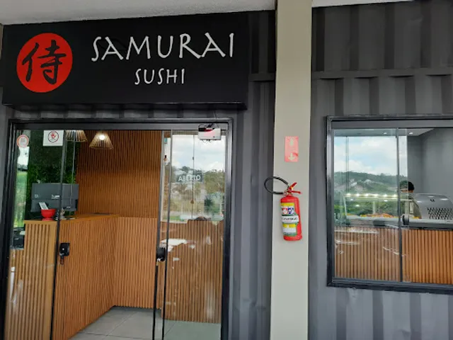 Comida Japonesa e Petiscaria |Nina Sushi Louveira