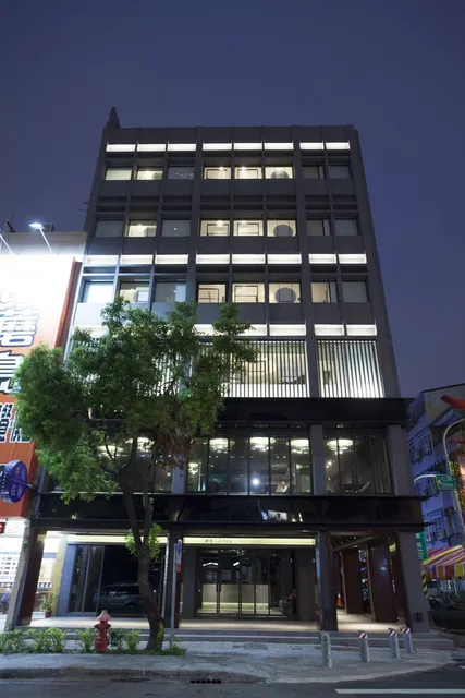 樂逸旅居高雄七賢館 Lainn