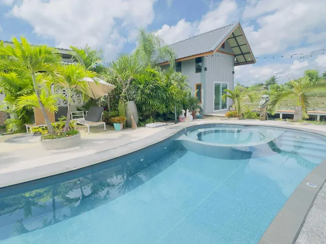 ปีกไม้วิลล่า