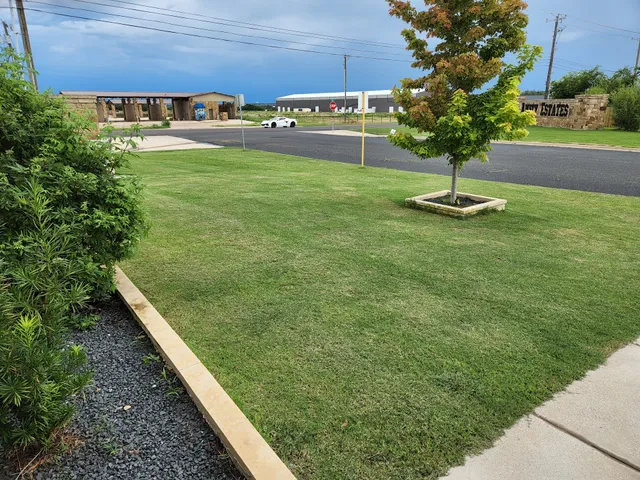 Emerald Lawns - Temple Lawn Care