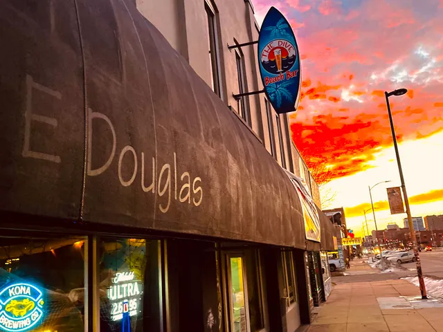 The Dive - Beach Bar