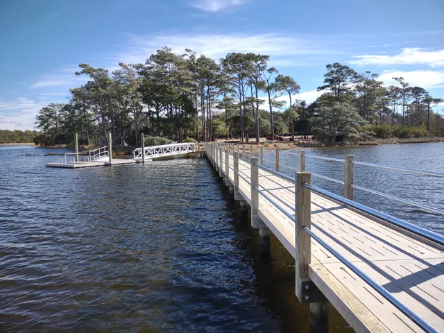 Boathouse Creek Walking Trails