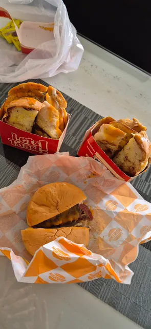 LET'S TOAST - CIPETE