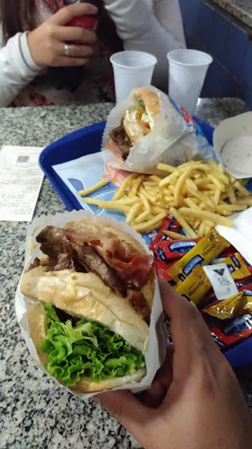 Sky's Burger 312 Sul