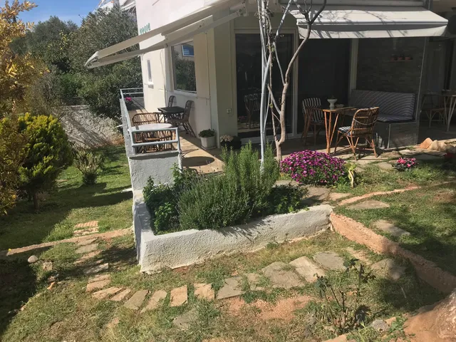 SSS Saronida Sunset Spot