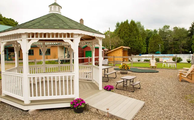 Trailhead Hotel in Tupper Lake, NY