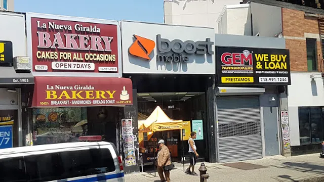 La Nueva Giralda Bakery