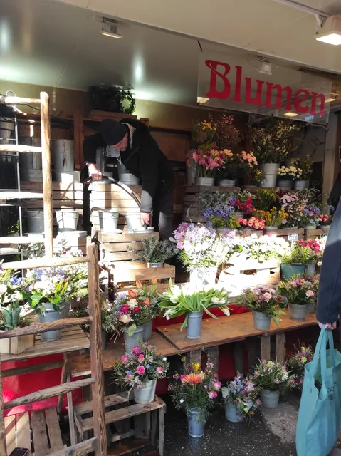 Wochenmarkt am Goldbekufer