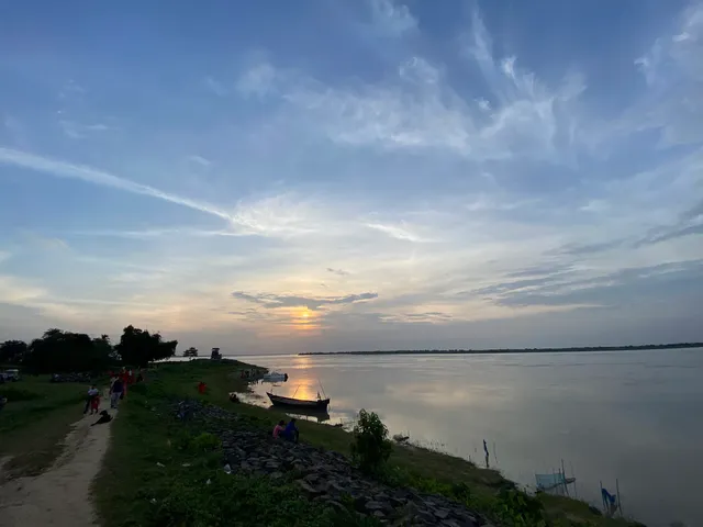 Lalgola Padma River Park