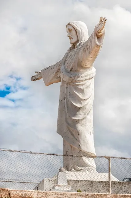 Statue of Christ
