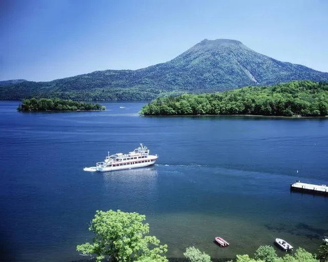 Lake Akan