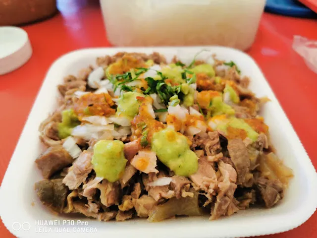 Carnitas estilo Michoacan (Las colonias)