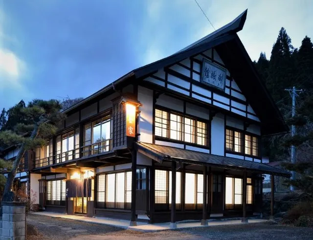 宿屋 白金家 Yadoya Shiroganeya