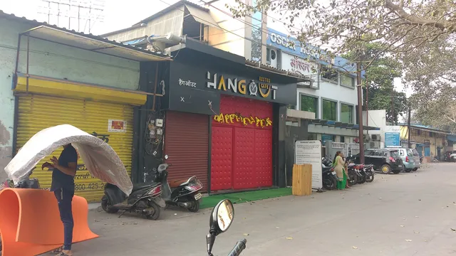 Hangout Lounge & Bar