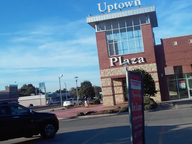 Uptown Plaza