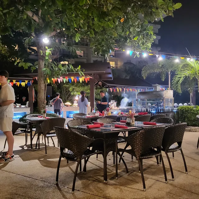 Shangri-La Restaurant Buko Bar