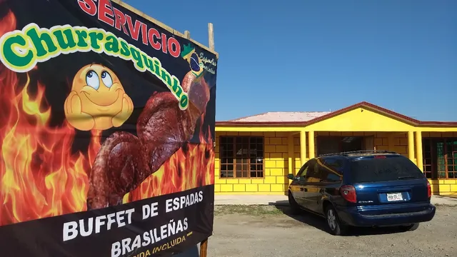 Buffet de Espadas Brasileñas Churrasquinho