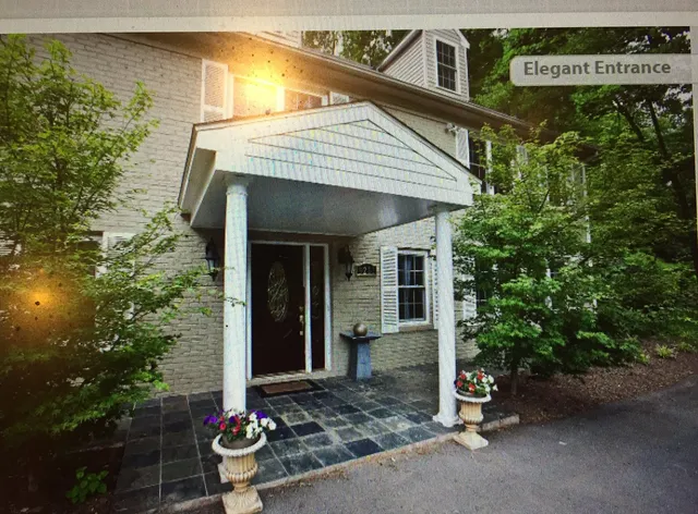 The Oaks Bed & Breakfast Inn and Wellness/Retreat Studio in Bethesda, MD