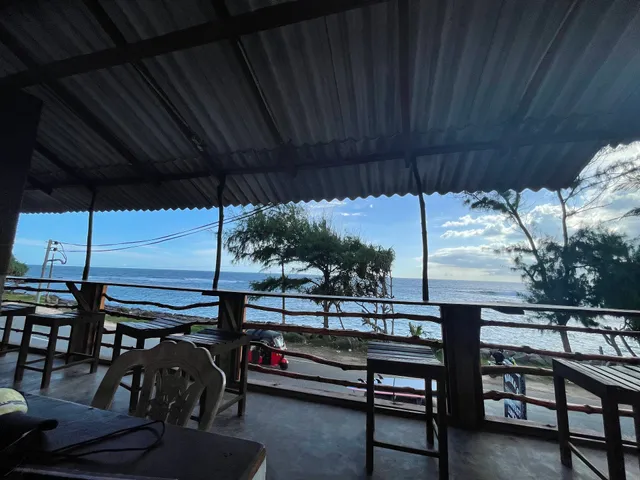 Manika's Restaurant / guest house & laundry service