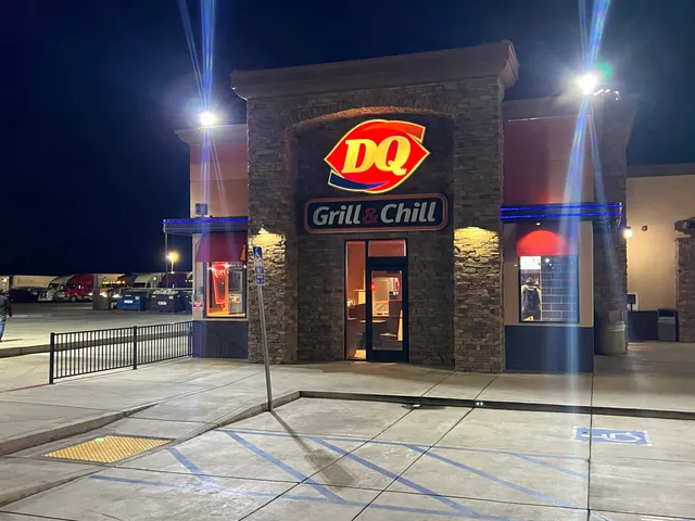 Dairy Queen Grill & Chill
