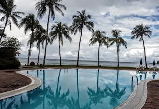 Pantai Teluk Belanga