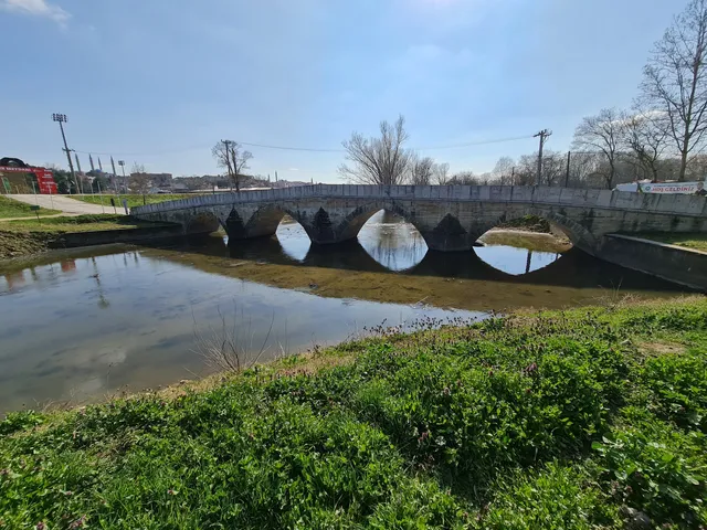 Kanuni Bridge