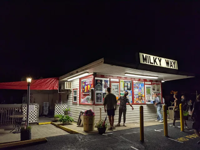 Milky Way Ice Cream & Mini Golf