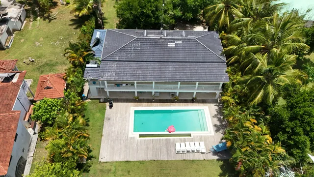 Casa Blanca Luxury Staffed Beach Villa with a View