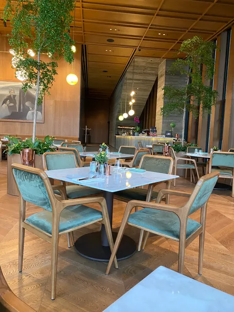 Divan Brasserie Fuaye