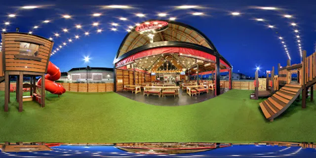 Hat Creek Burger Company