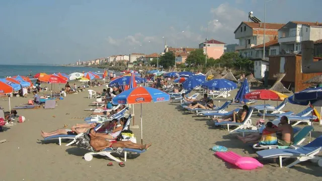 Yakakent Blue Sea Aile Plajı